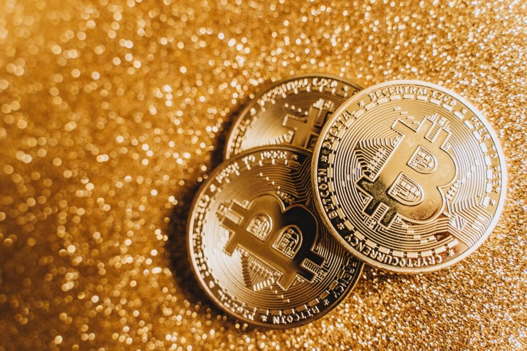 Which Is Better, Gold or Bitcoin